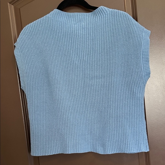 Comfy Casual Blue Knit Top with Pocket XS in excellent condition - Picture 8 of 11